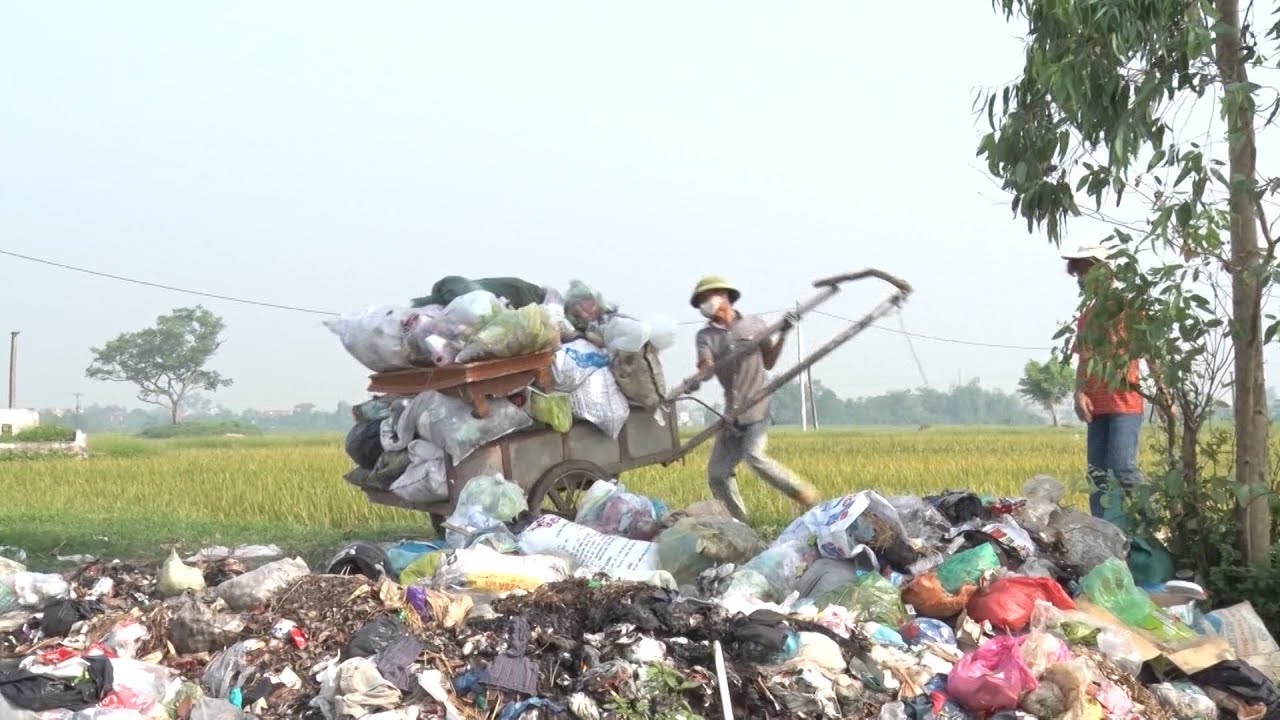 Xử lý 10 triệu tấn rác thải nông thôn: Bất cập trong áp dụng cơ chế chính sách